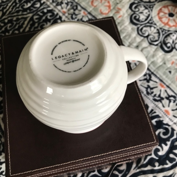 Cream Warm & Cozy Red Heart Interior Love Valentine Winter Mug Legacy Collection - Picture 3 of 3